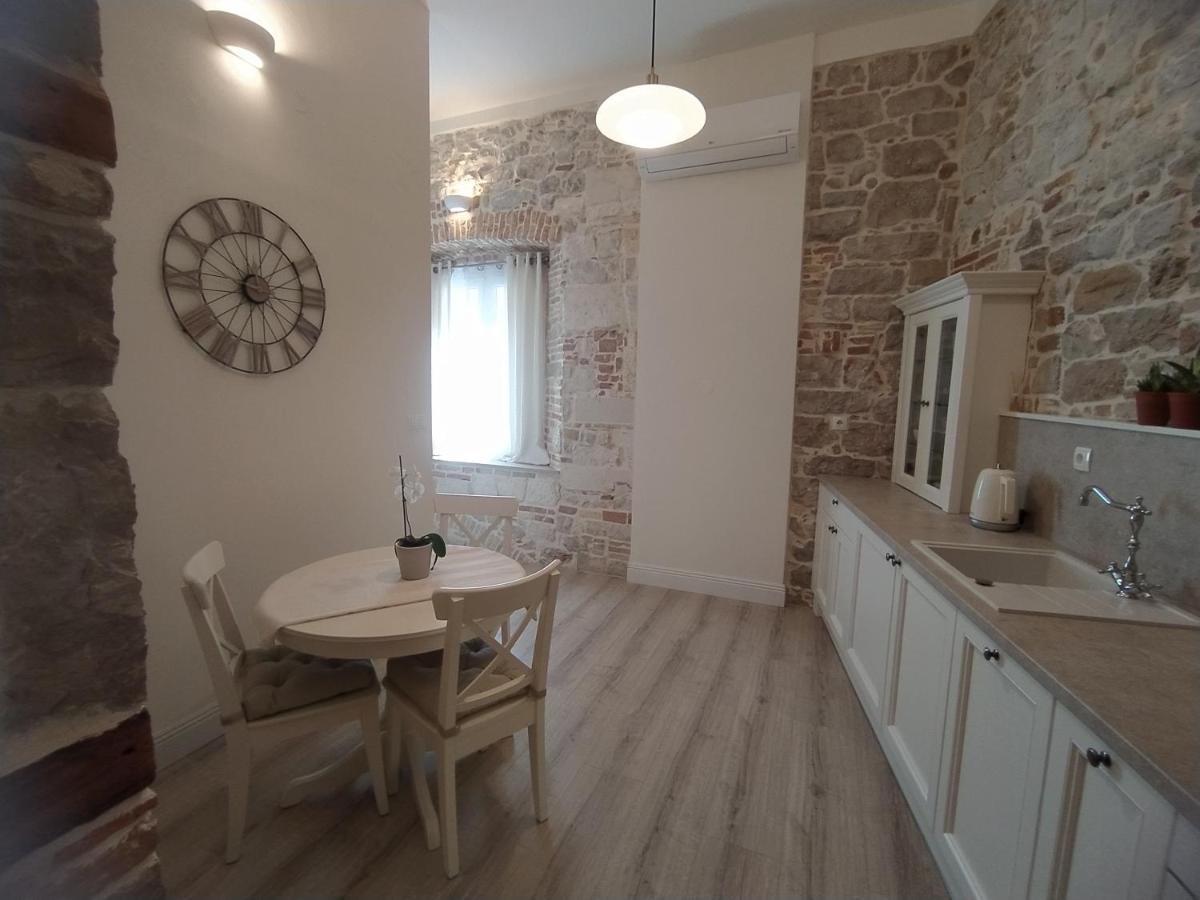 Apartment Antique Zadar - City Center Kültér fotó